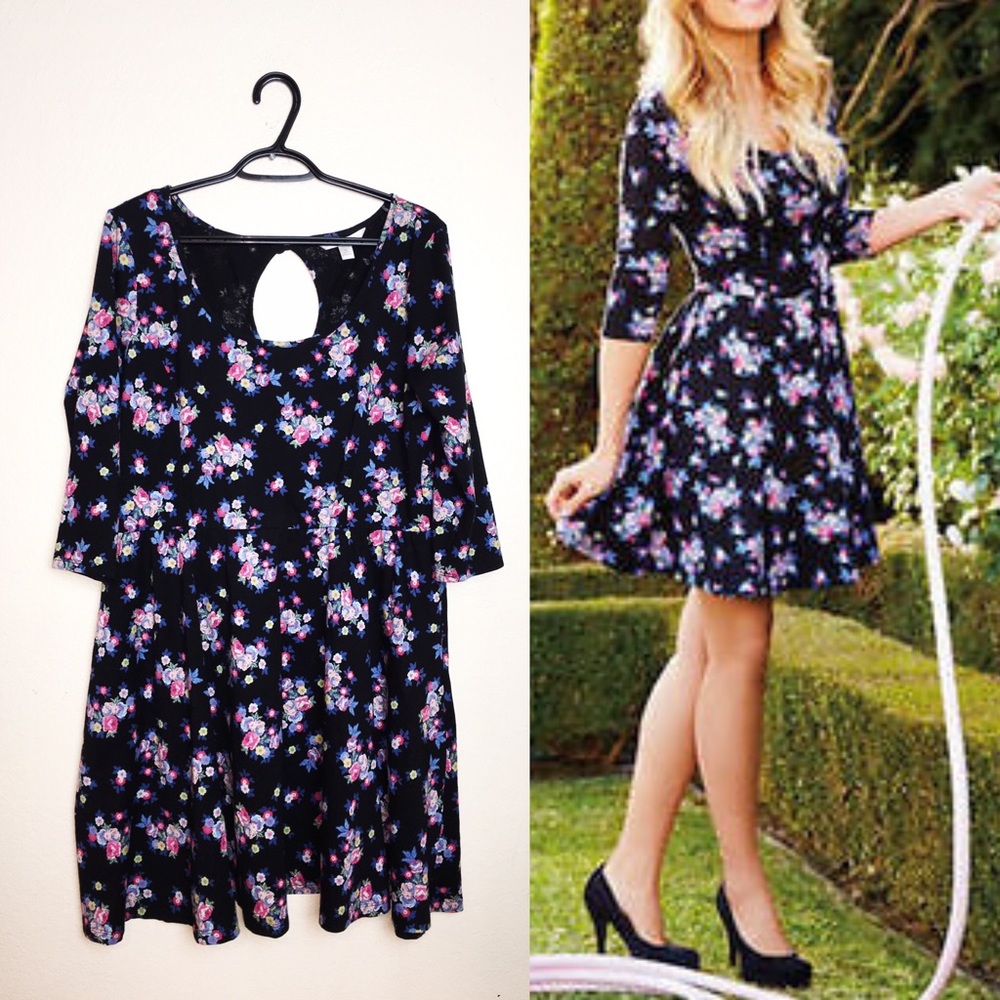 LC Lauren Conrad Black Floral Print 3/4 Sleeve Skater Dress with Keyhole Back